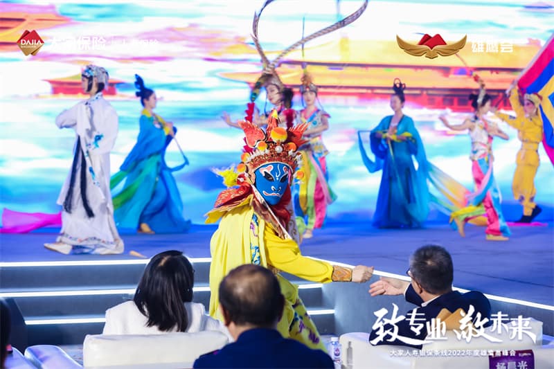线上最火买球站08.jpg